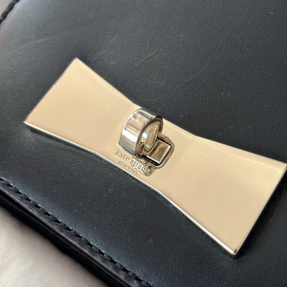 Kate Spade Park Ave Cheri Bow Mini - Picture 2 of 12